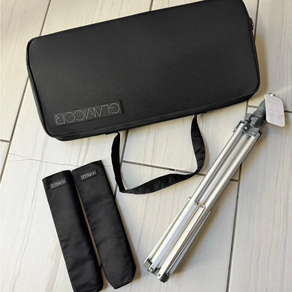 REVEAL LIGHT STAND AND BAG SET